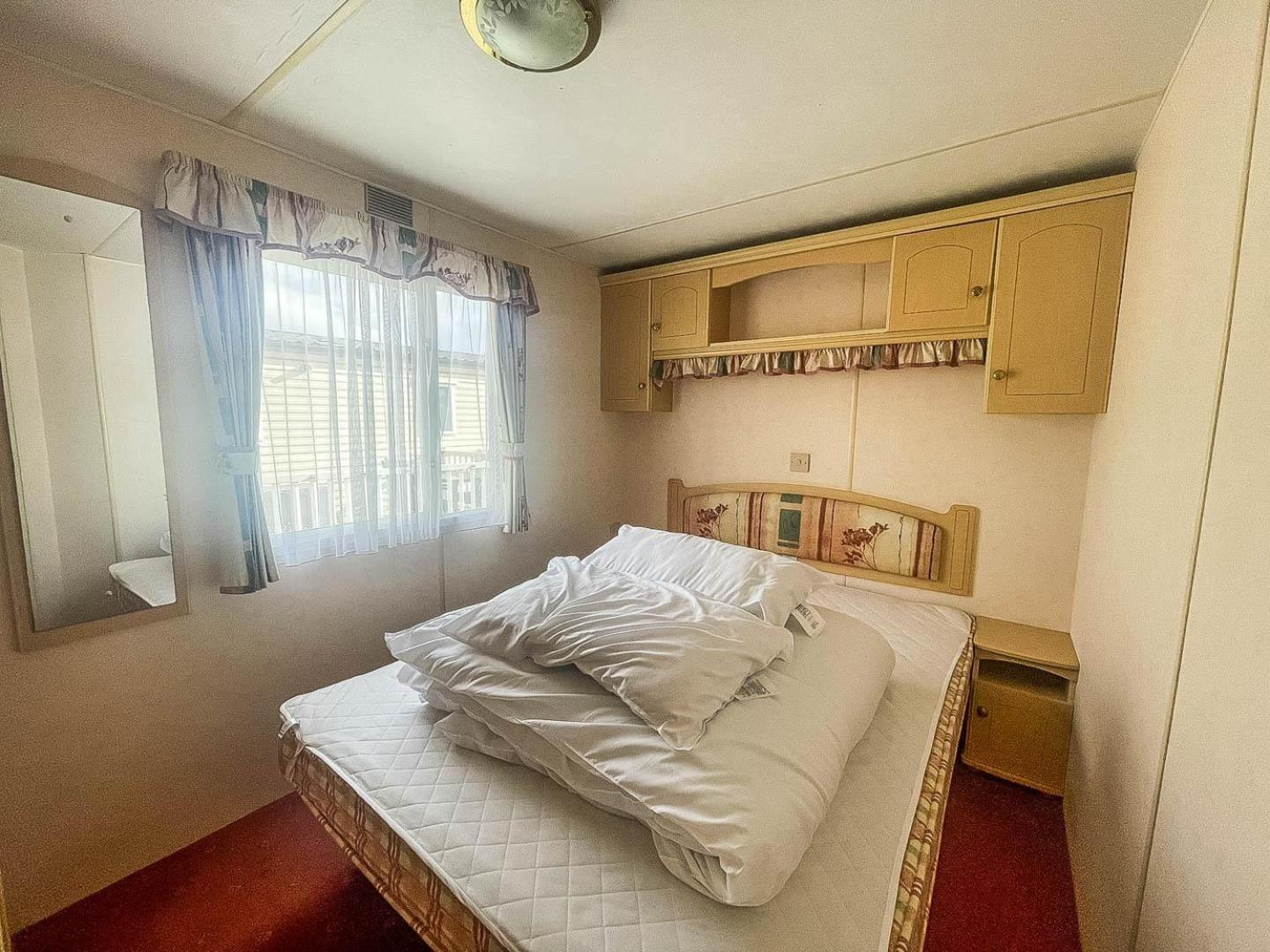 6 Berth Caravan With Decking Nearby Heacham Beach In Norfolk Ref 21047A Otel Dış mekan fotoğraf