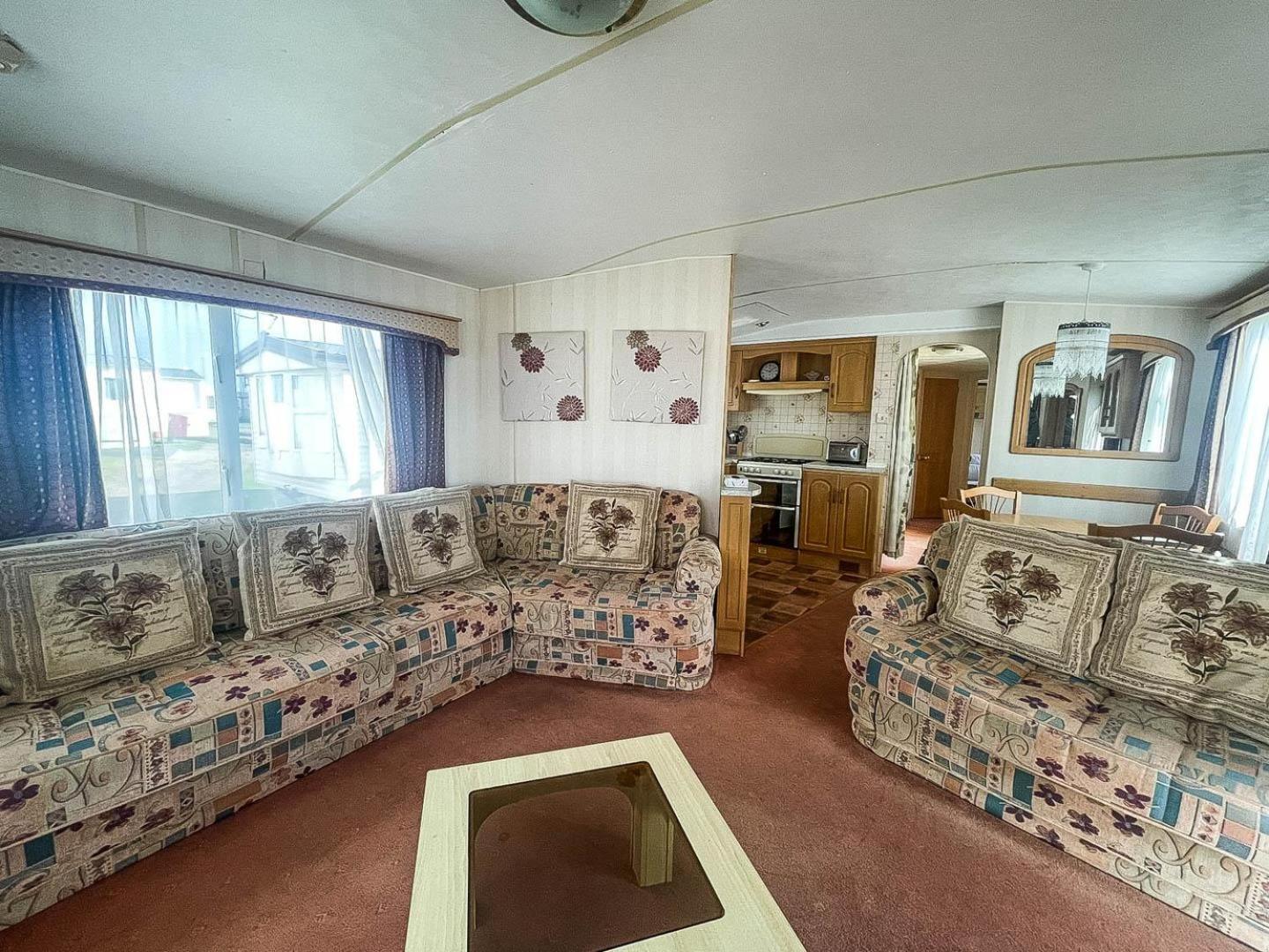 6 Berth Caravan With Decking Nearby Heacham Beach In Norfolk Ref 21047A Otel Dış mekan fotoğraf